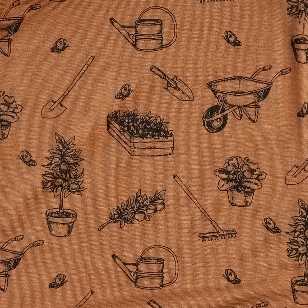 short sleeve relaxed classic pocket tee | gardening | bamboo
