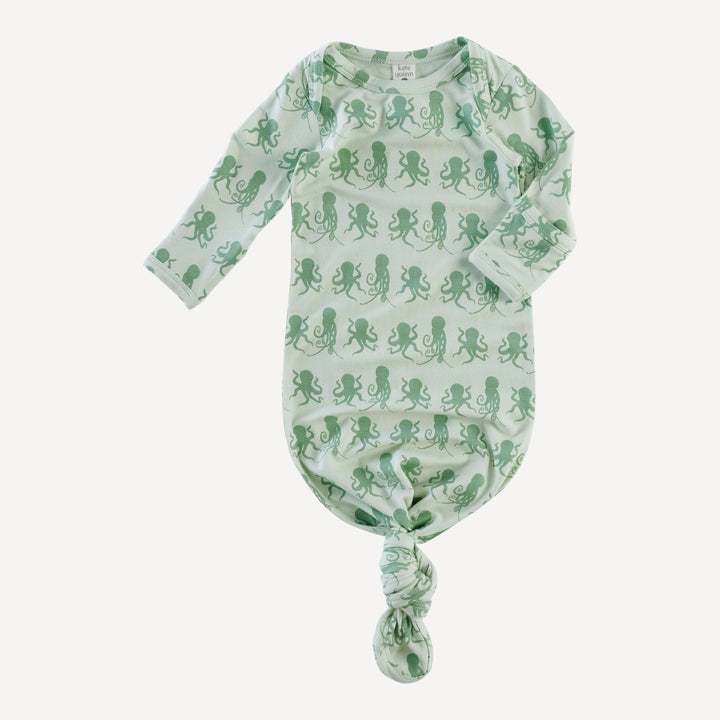 long sleeve lap neck knotted gown | green octopus | bamboo