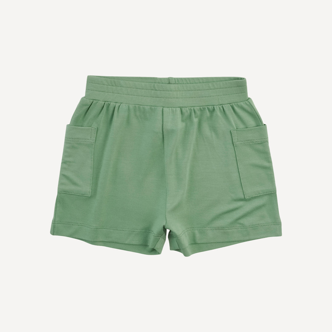 patch pocket short | green sprig | bamboo