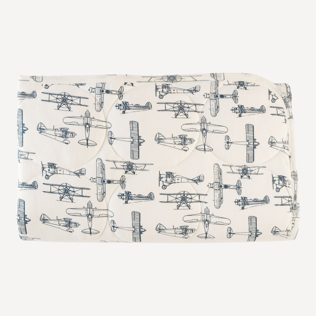 PREORDER classic circle quilt | vintage airplane | organic cotton interlock
