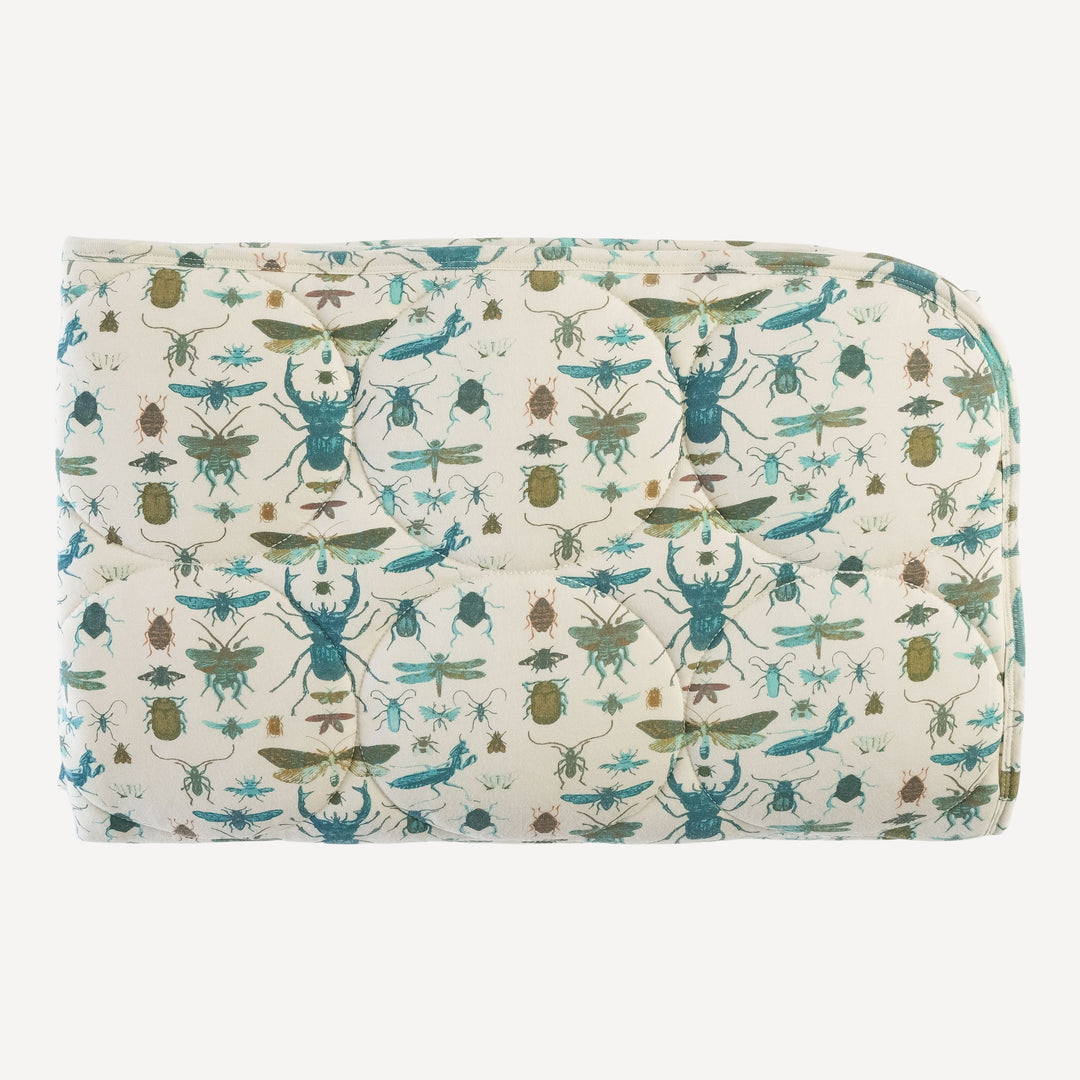 PREORDER classic circle quilt | aqua insects | modal