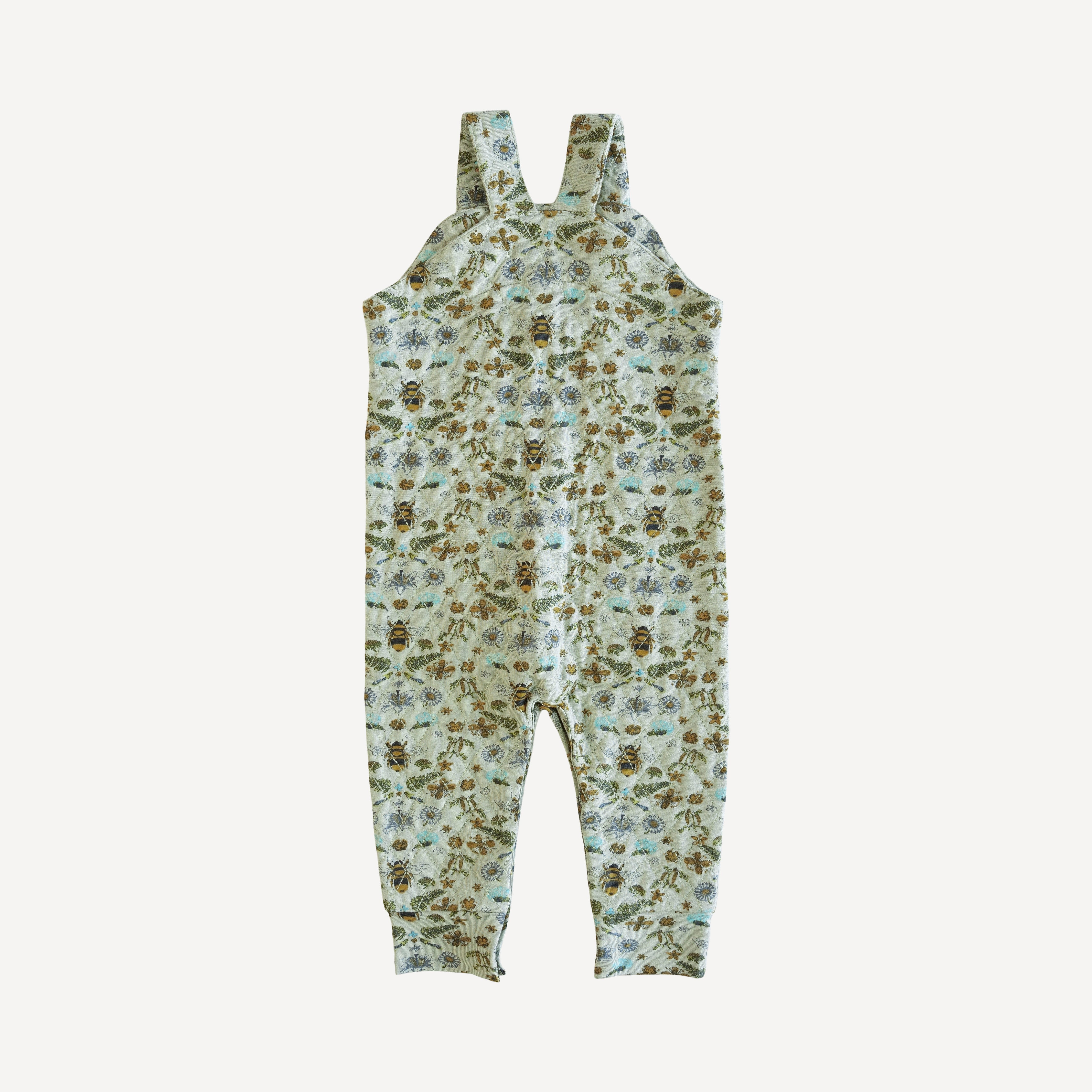 Kate Quinn Northwest Daisy camo shops set