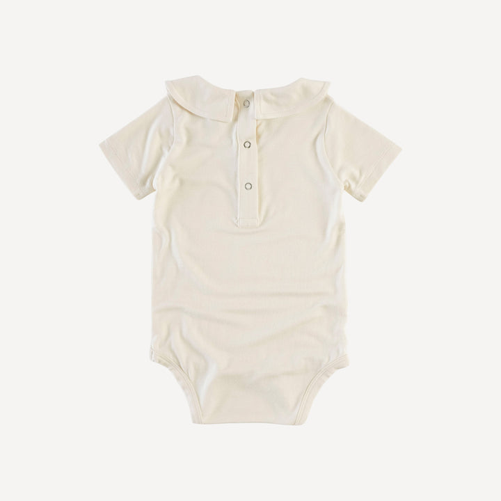 short sleeve classic peter pan bodysuit | oatmeal | bamboo