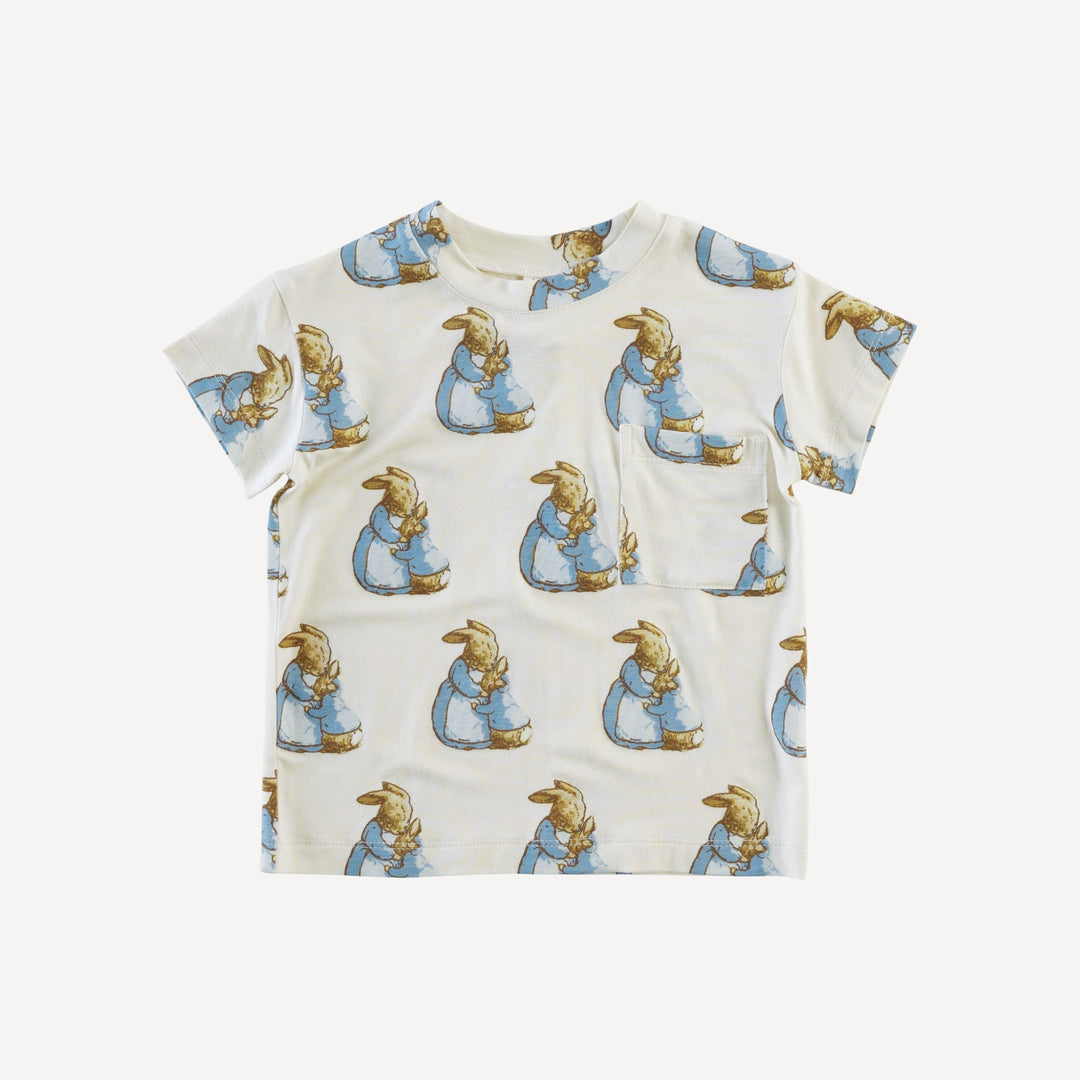 short sleeve relaxed classic pocket tee | peter rabbit & mom | bamboo