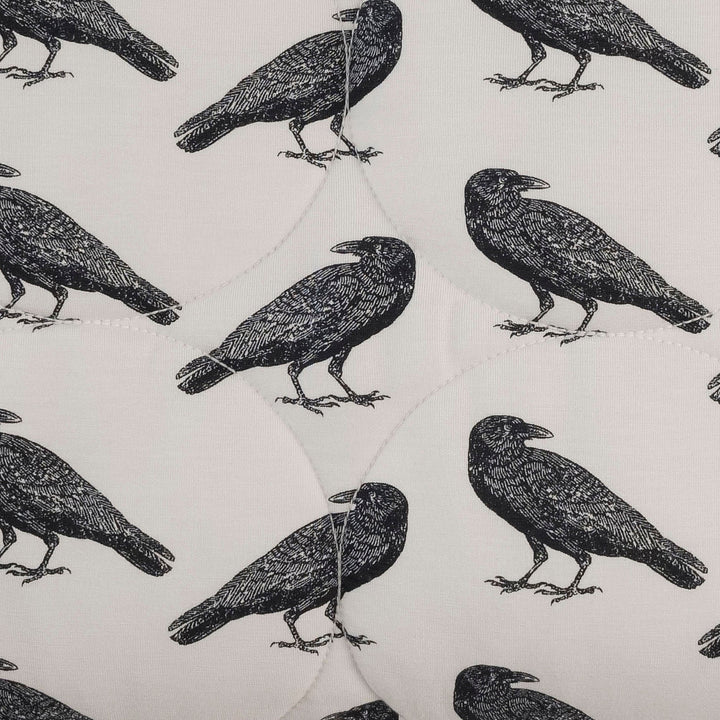 classic circle quilt | raven | bamboo