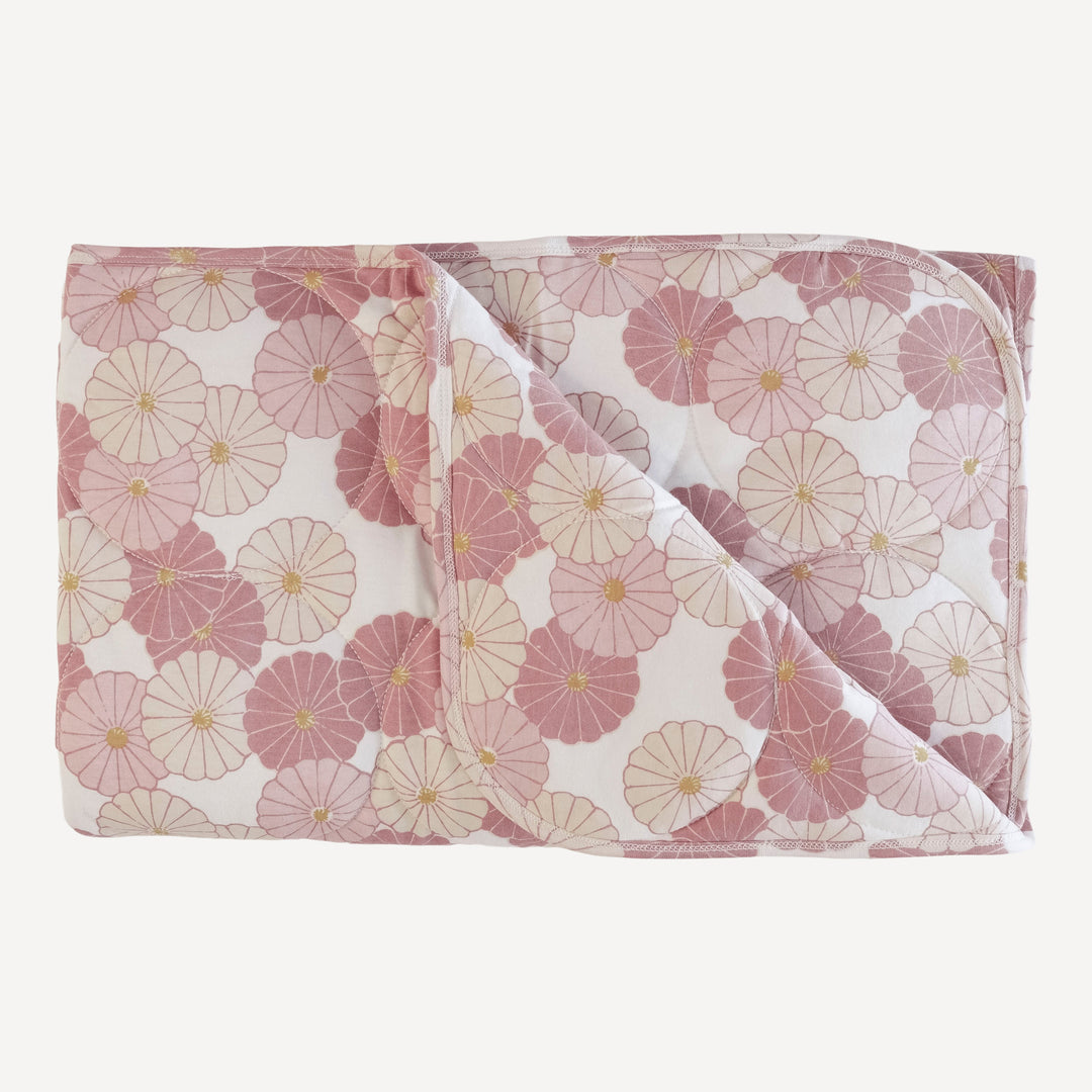 classic circle quilt | rose vintage daisy | organic cotton jersey