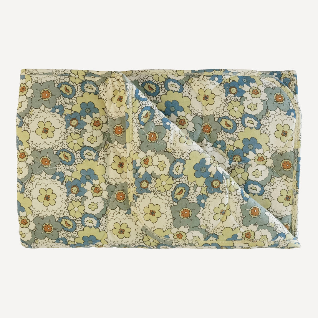 classic circle quilt | blue mid-century floral | organic cotton jersey