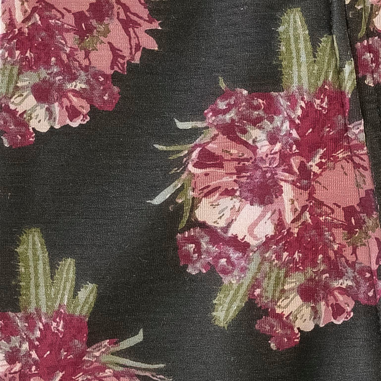 FUN FINDS! short sleeve peter pan dress | red cactus flower | bamboo