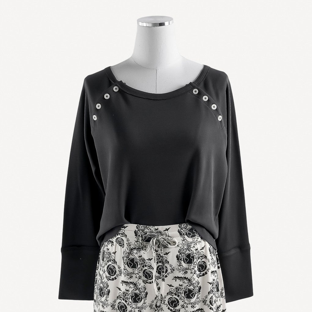 womens long sleeve relaxed raglan top | onyx | raw edge organic cotton
